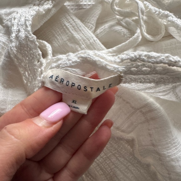 AE Studio Open Back Lace Trim Blouse - Picture 9 of 9